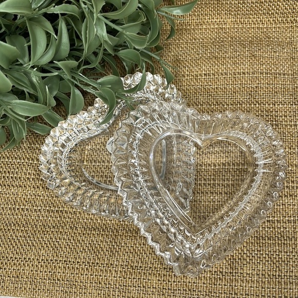 Cristal D'Arques Garanti Genuine Lead Crystal Heart Shaped Trinket Box France - Picture 6 of 11